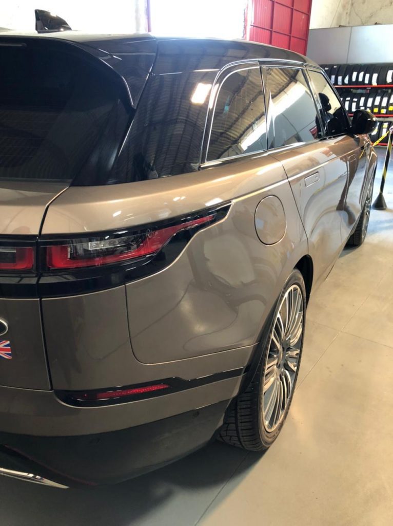 Range Rover Velar - Escapamento